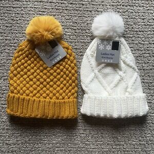 Set of 2 Knit Pom‎ Pom Beanies NWT Fall Winter White Rust Orange